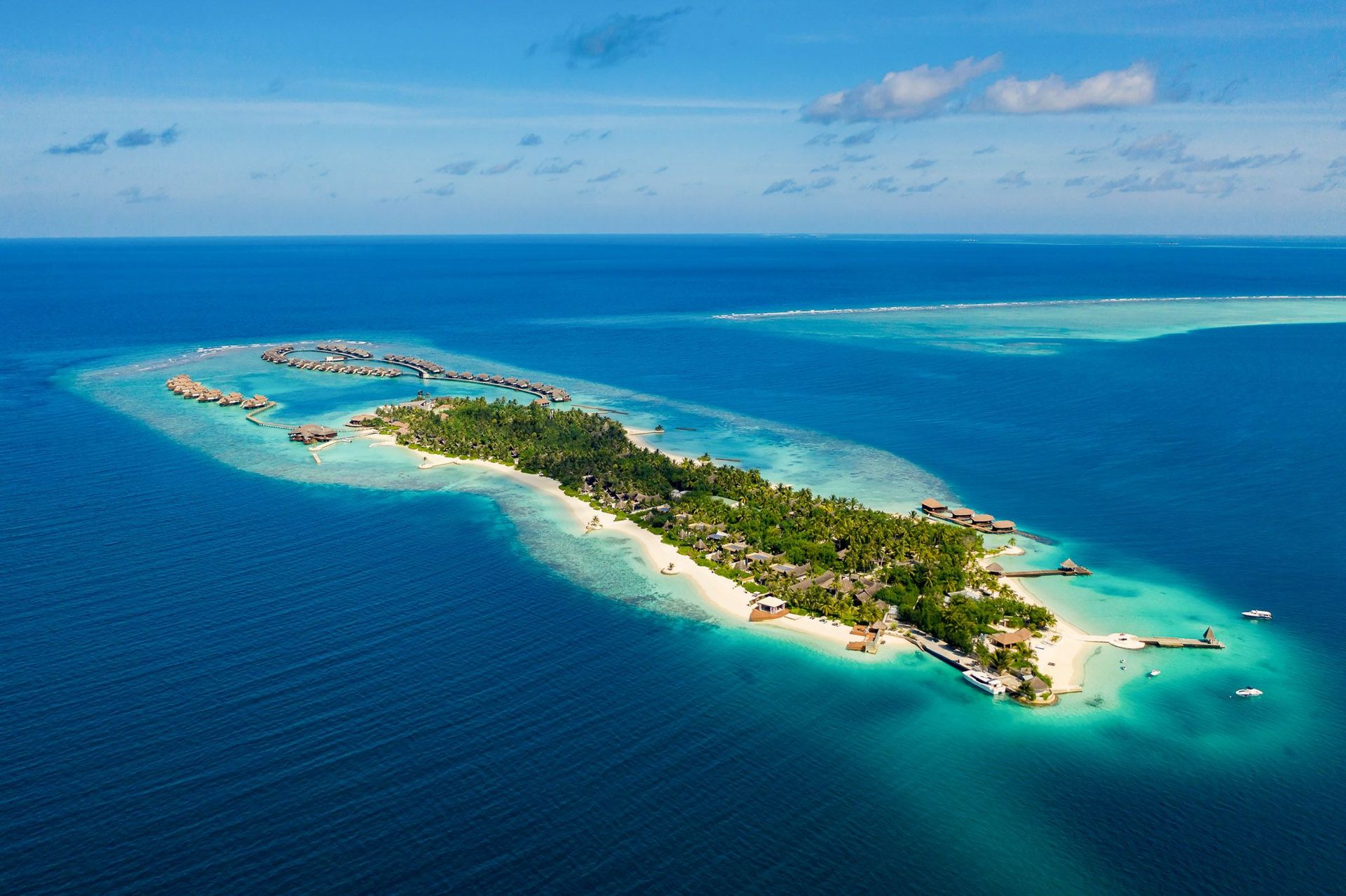 Island and sandbanks, aerial view at Ozen Reserve Bolifushi